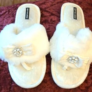 White fluffy bridal slippers